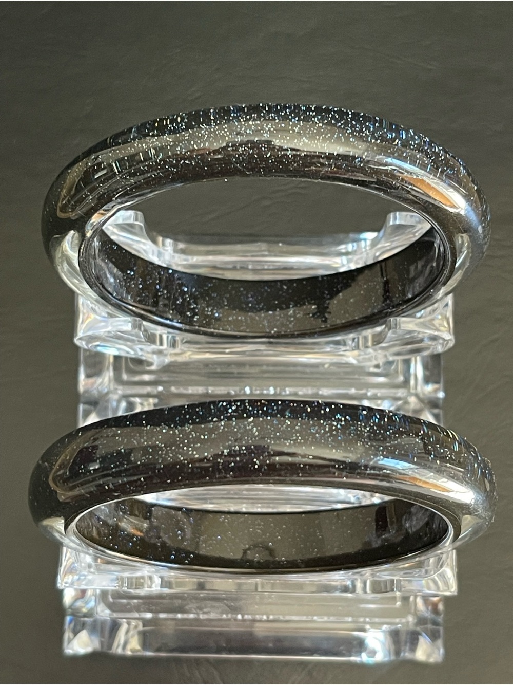 Vintage Dark blue Glitter Lucite Bangle Bracelet Set